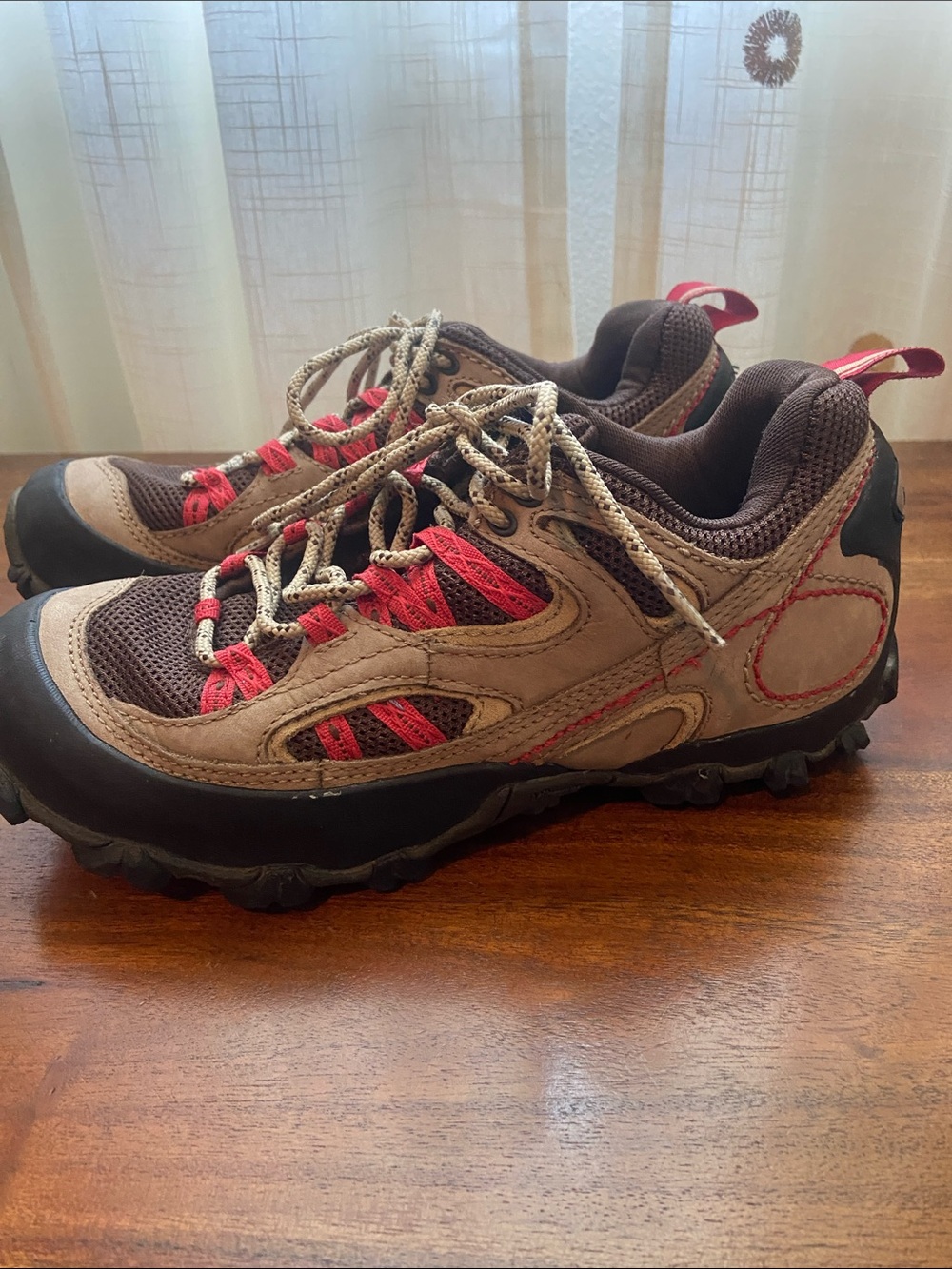 Patagonia Women's Drifter A/C Hiking Shoe Size 6